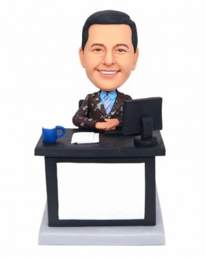 BOSS SITTING AT DESK IN SUIT GIFT OFFICE MAN CUSTOM FIGURE BOBBLEHEADS