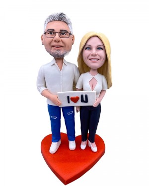 VALENTINE'S DAY GIFTS HAPPY COUPLE HOLD “I LOVE U” CUSTOM FIGURE BOBBLEHEADS
